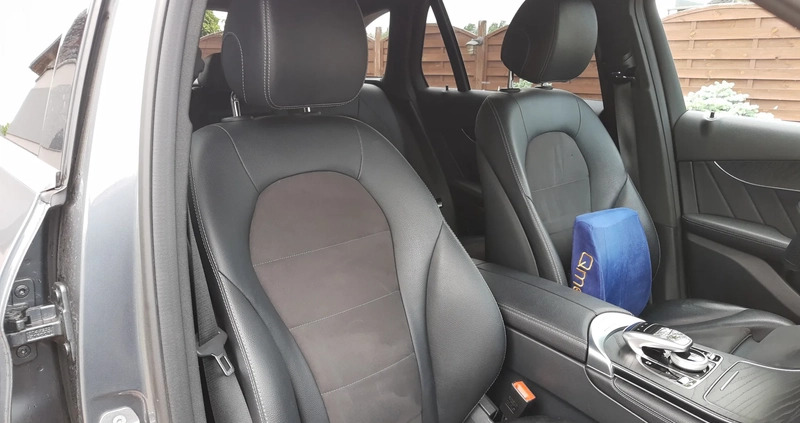 Mercedes-Benz GLC cena 146000 przebieg: 92000, rok produkcji 2017 z Pabianice małe 326